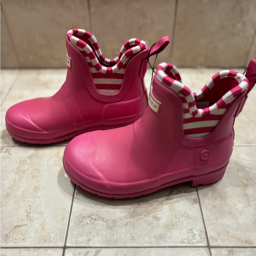 Hunter | Hot Pink Chelsea Rain Booties (13 Youth)